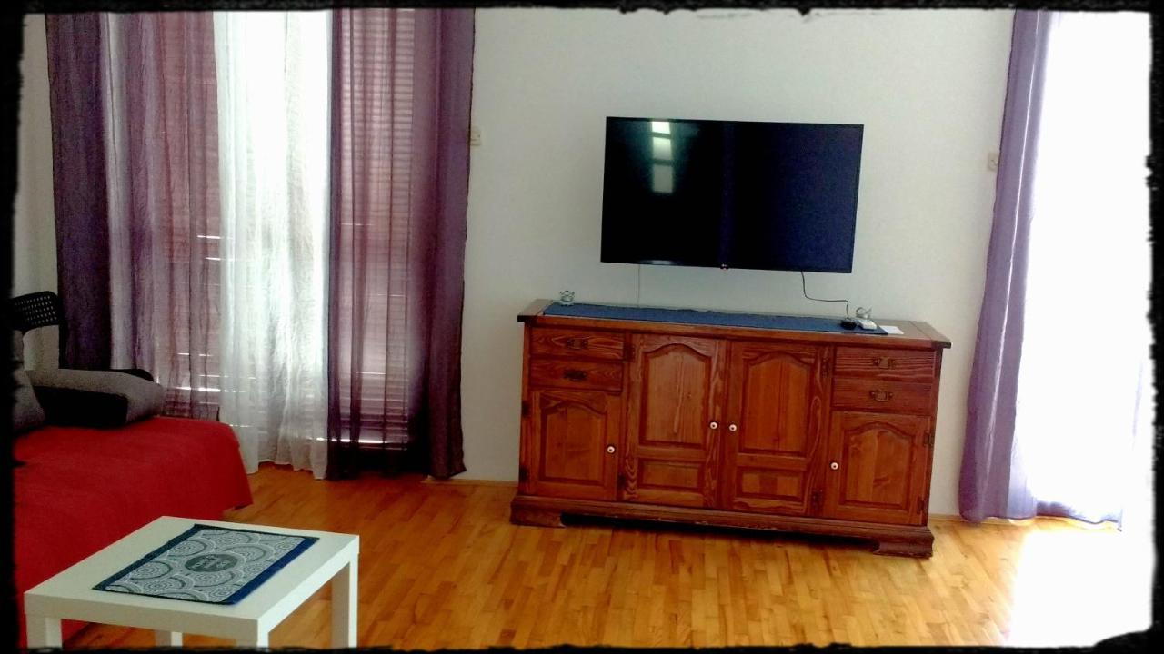 Lu-Do Apartments 特罗吉尔 外观 照片